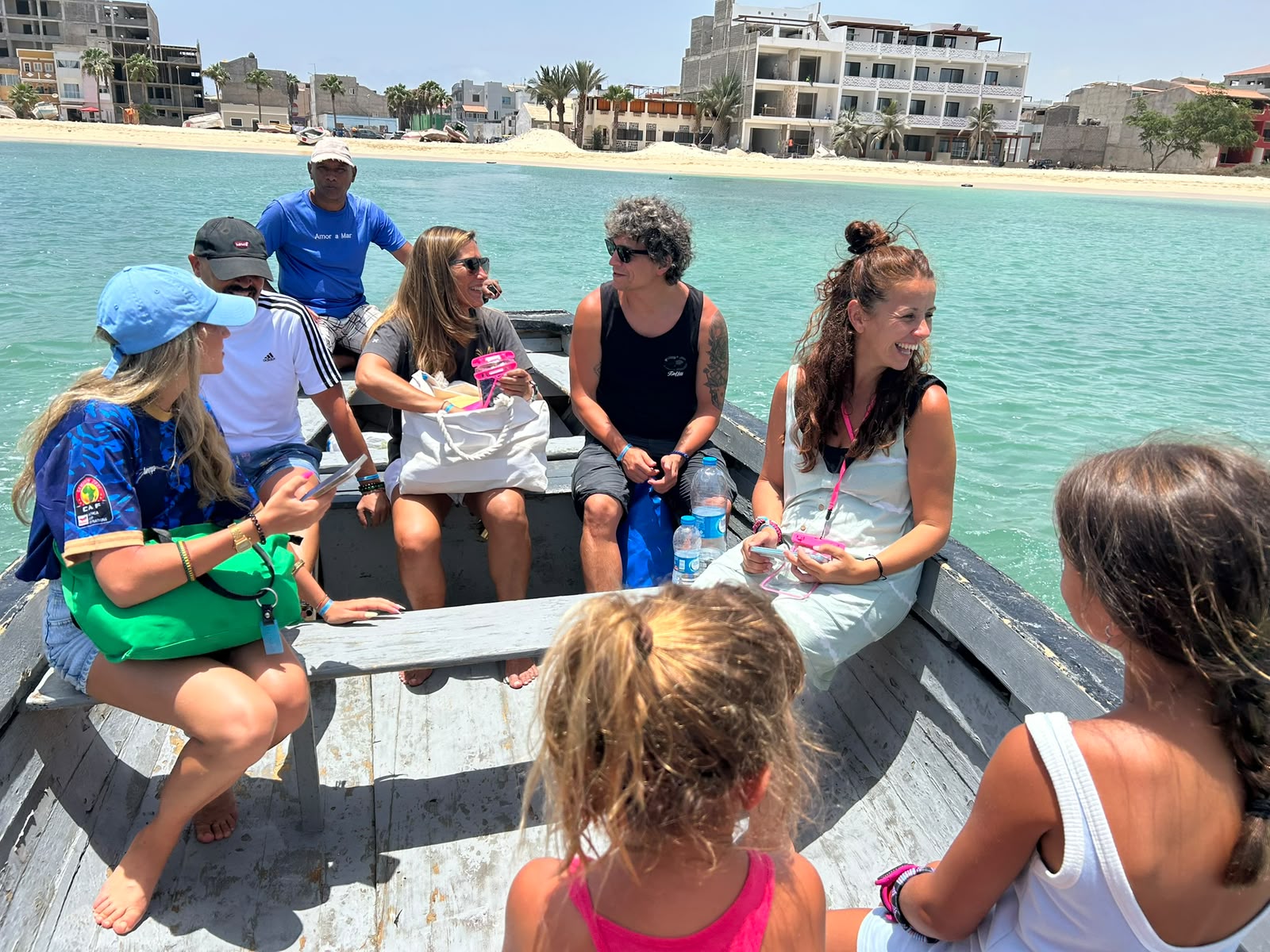 Passeio de barco na lagoa da Boa Vista